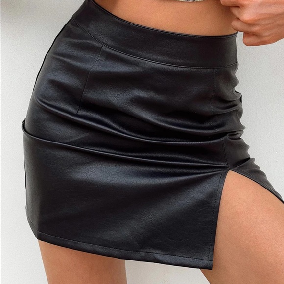 Princess Polly Dresses & Skirts - Black Faux Leather Mini Skirt with Slit (Princess Polly “The Rizzo”)